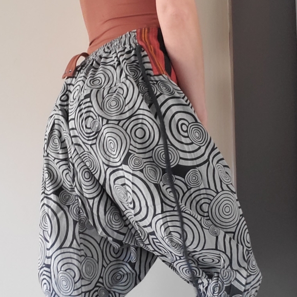 Funky linen pants - Picture 2 of 11